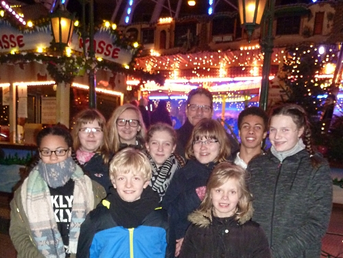 SRV-Kids auf dem Weihnachtsmarkt in Duisburg.